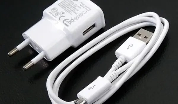 خرید شارژر اصل با گارانتی معتبر؛ قیمت روز و مشاوره فنی